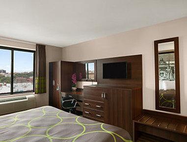 Super 8 Bronx Hotel New York Exterior photo