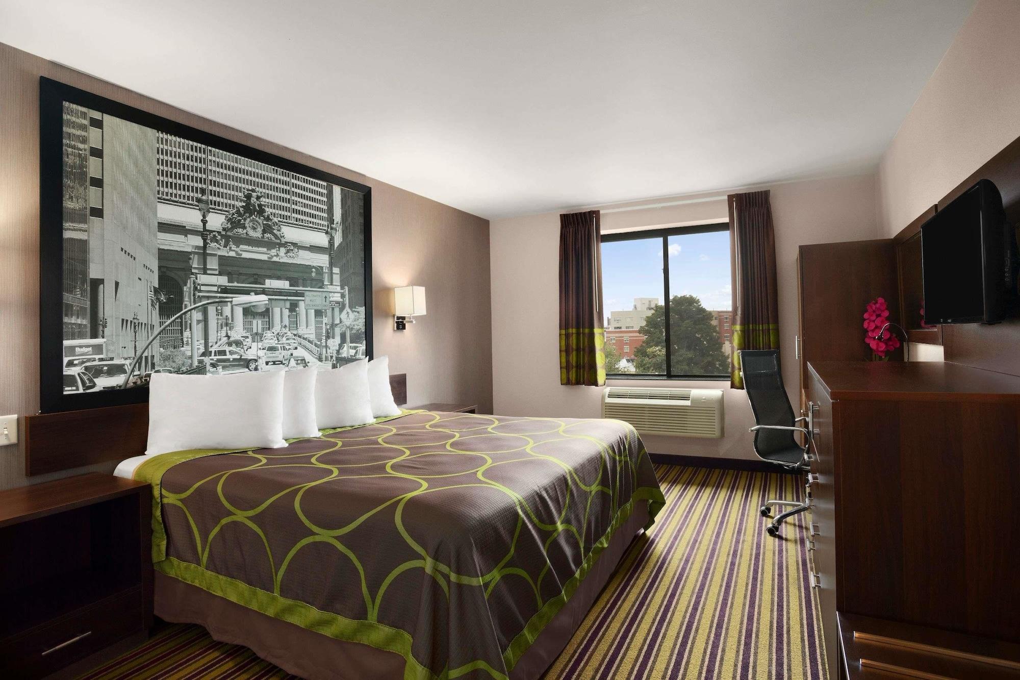 Super 8 Bronx Hotel New York Exterior photo
